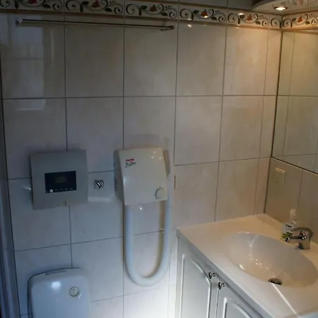 Ferienhaus-kinderlieb * Baabe