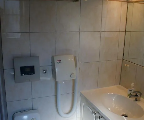 Ferienhaus-kinderlieb * بابي