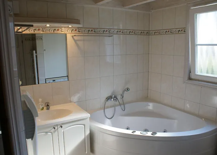 Ferienhaus-kinderlieb * بابي