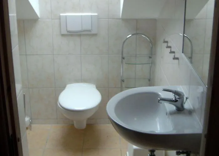 Ferienhaus-kinderlieb بيت للعطل